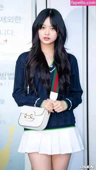 Hanni Pham Onlyfans Photo Gallery 