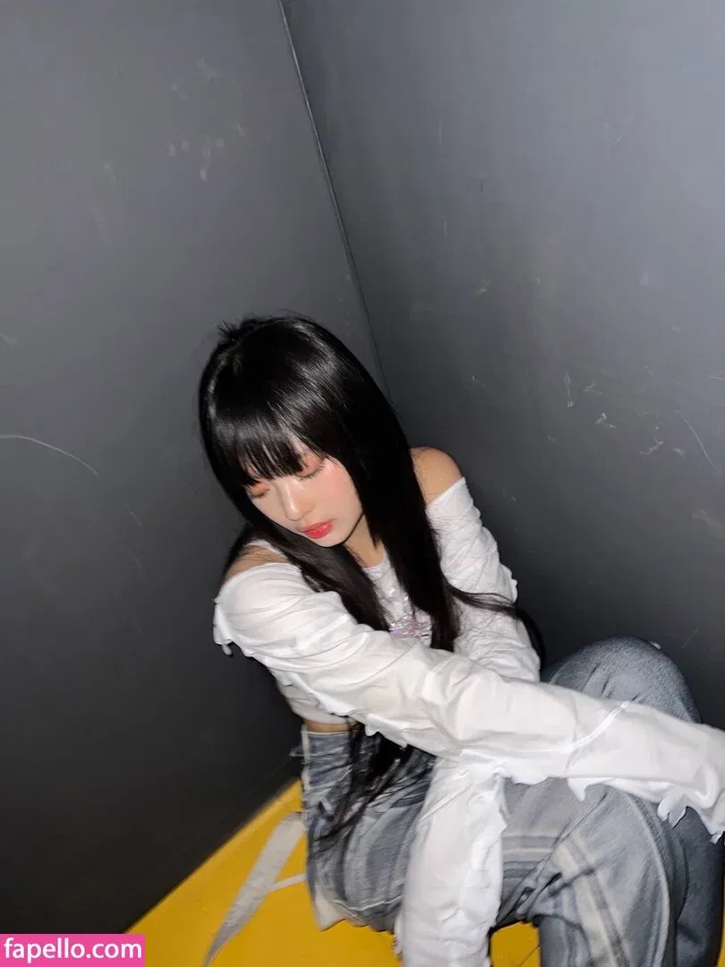 Hanni Pham Onlyfans Photo Gallery 