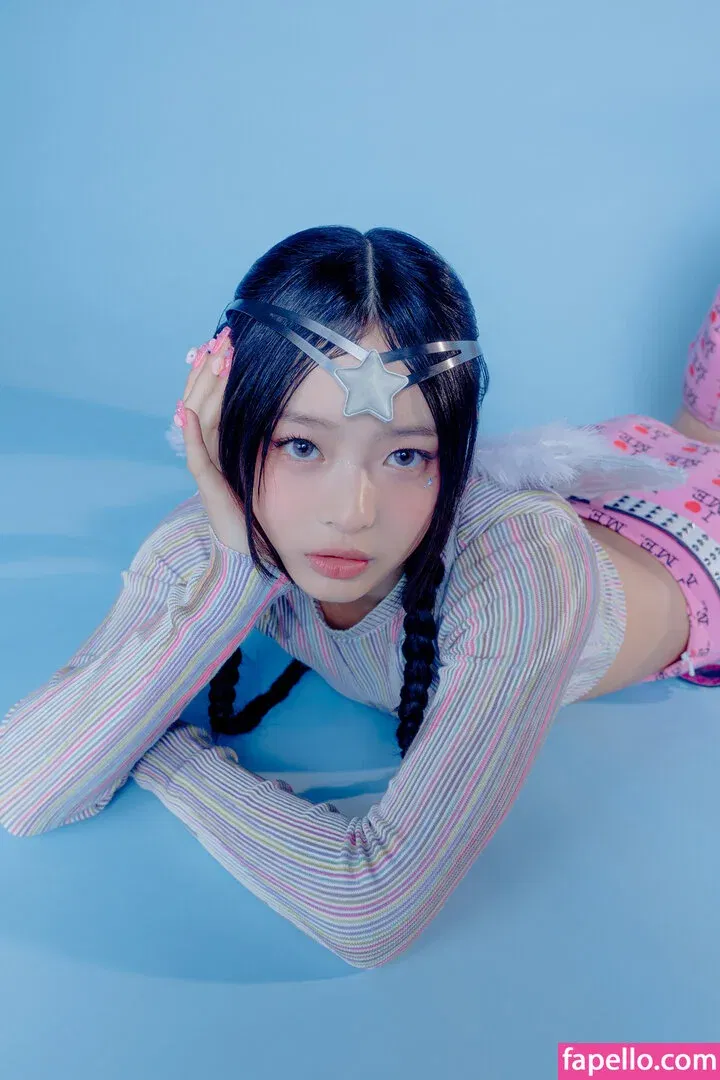 Hanni Pham Onlyfans Photo Gallery 