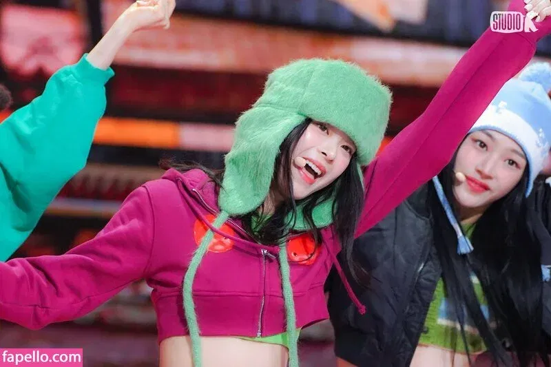 Hanni Pham Onlyfans Photo Gallery 