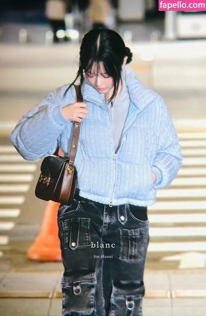 Hanni Pham Onlyfans Photo Gallery 