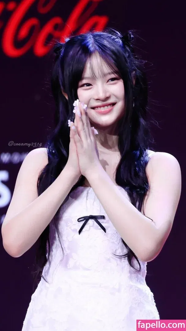 Hanni Pham Onlyfans Photo Gallery 