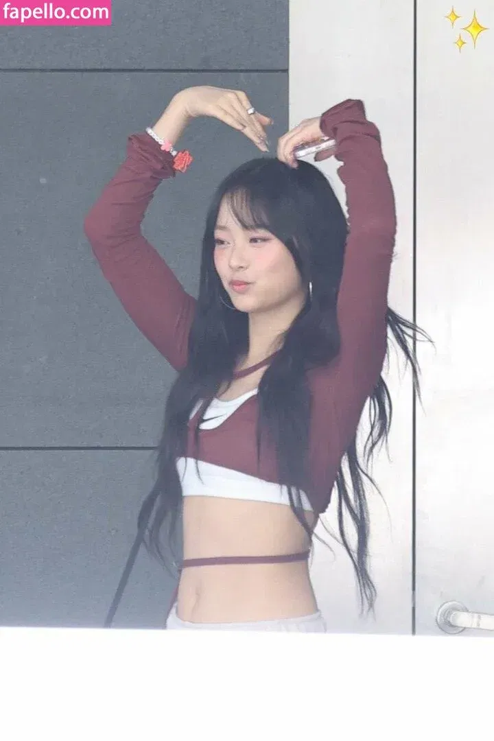 Hanni Pham Onlyfans Photo Gallery 