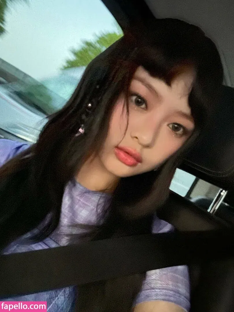 Hanni Pham Onlyfans Photo Gallery 