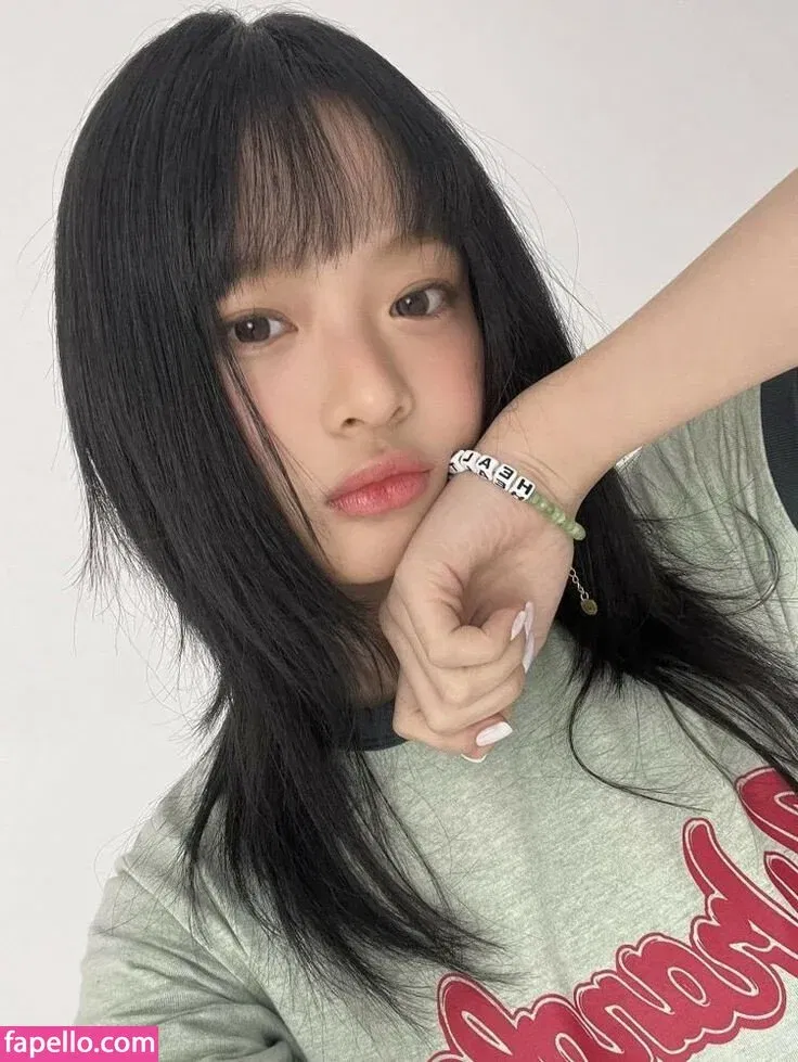 Hanni Pham Onlyfans Photo Gallery 