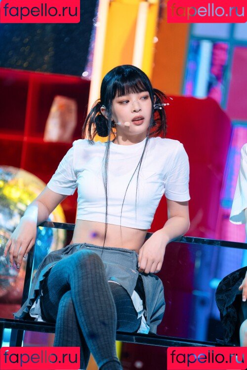 Hanni Pham Onlyfans Photo Gallery 