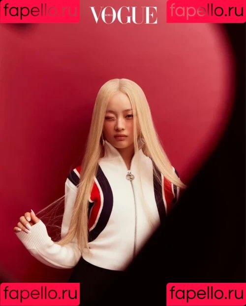 Hanni Pham Onlyfans Photo Gallery 