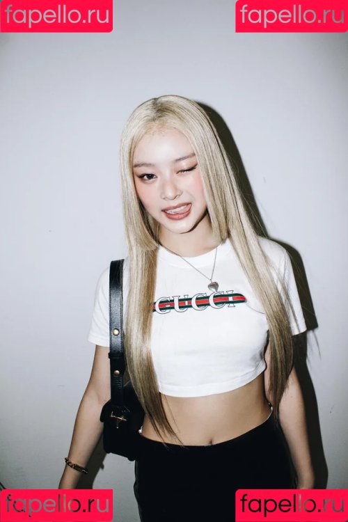 Hanni Pham Onlyfans Photo Gallery 