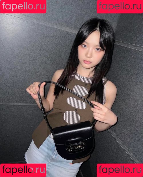 Hanni Pham Onlyfans Photo Gallery 