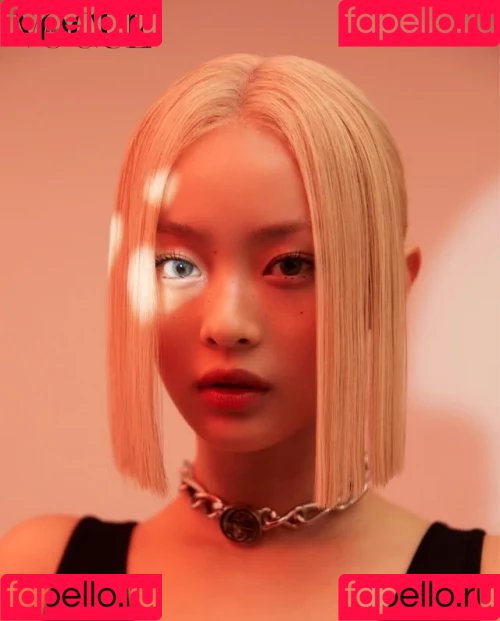 Hanni Pham Onlyfans Photo Gallery 