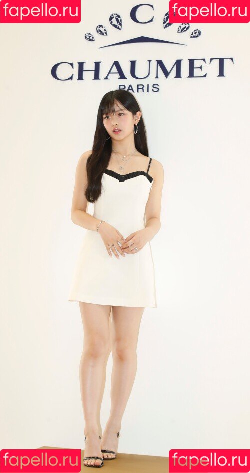 Hanni Pham Onlyfans Photo Gallery 