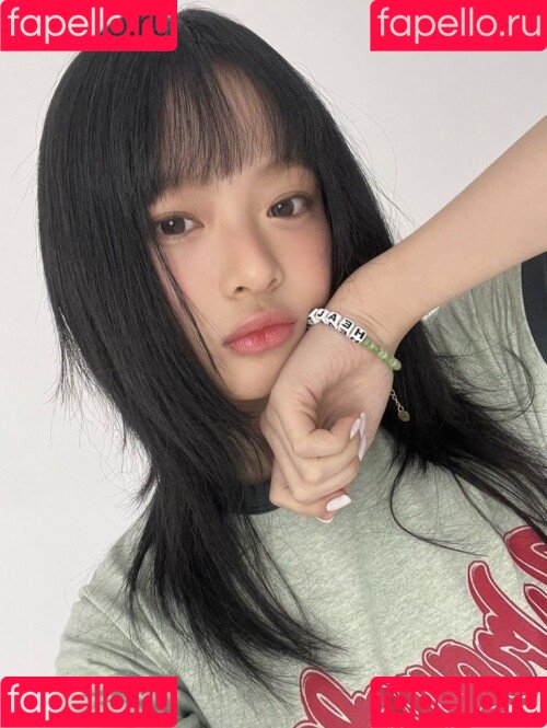 Hanni Pham Onlyfans Photo Gallery 