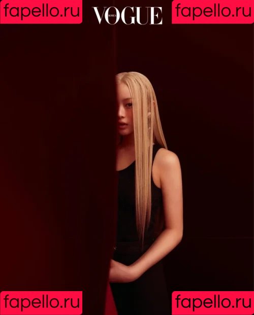 Hanni Pham Onlyfans Photo Gallery 