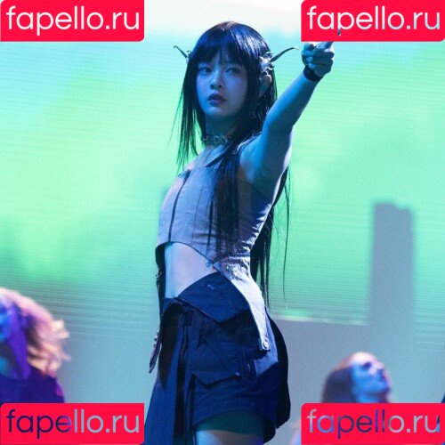 Hanni Pham Onlyfans Photo Gallery 