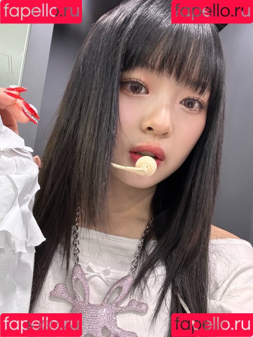 Hanni Pham Onlyfans Photo Gallery 