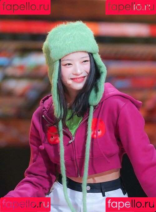 Hanni Pham Onlyfans Photo Gallery 