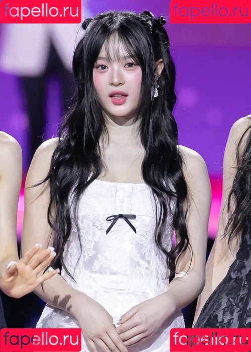 Hanni Pham Onlyfans Photo Gallery 