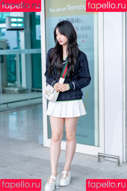 Hanni Pham Onlyfans Photo Gallery 