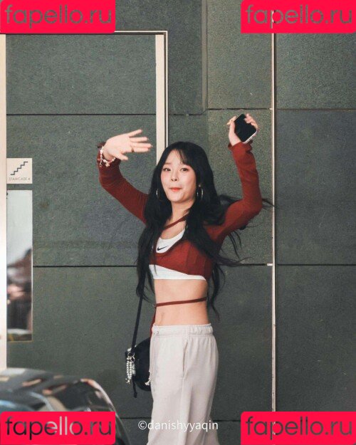 Hanni Pham Onlyfans Photo Gallery 