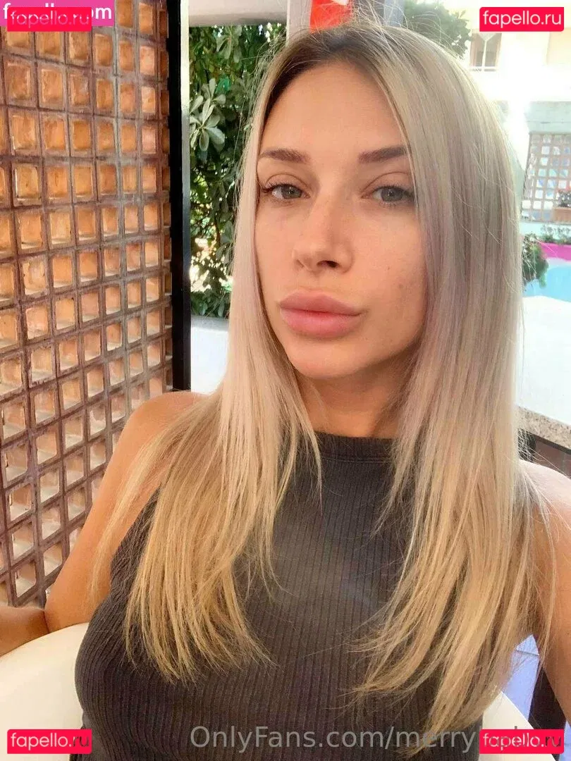 merrybabyy Onlyfans Photo Gallery 