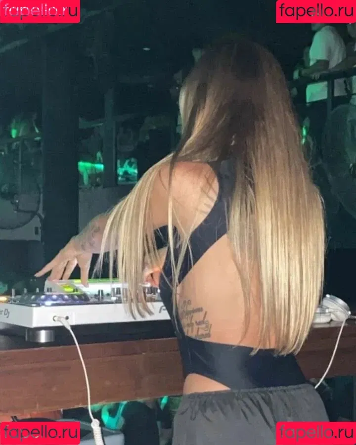 Romina Malaspina Onlyfans Photo Gallery 