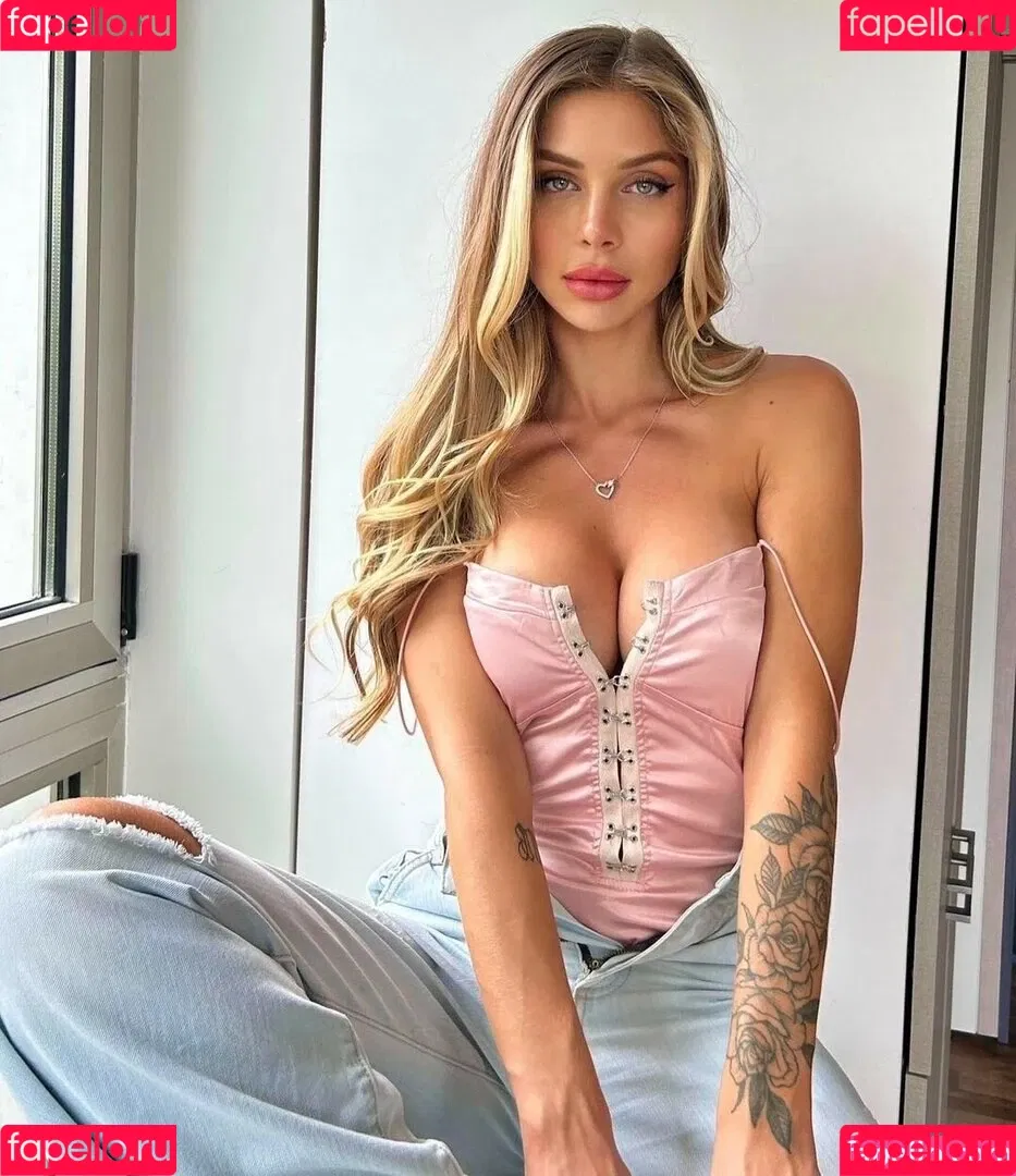 Romina Malaspina Onlyfans Photo Gallery 