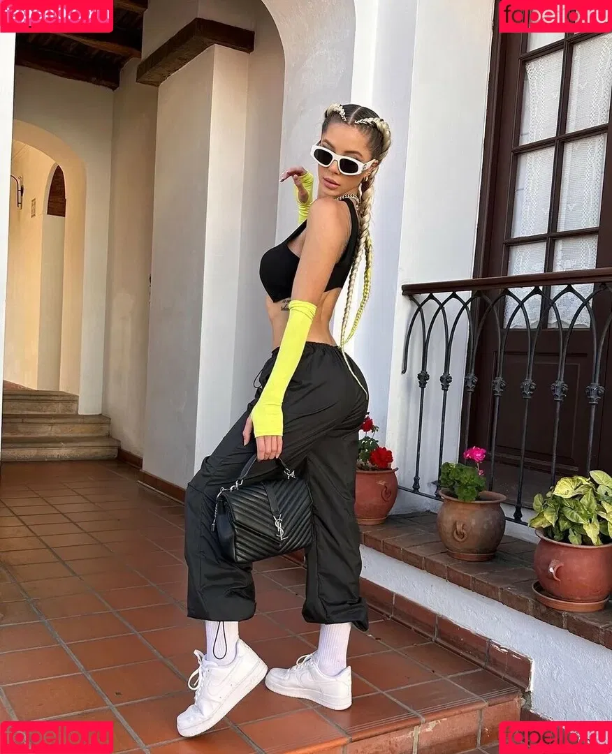 Romina Malaspina Onlyfans Photo Gallery 