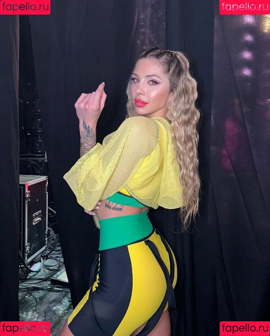 Romina Malaspina Onlyfans Photo Gallery 
