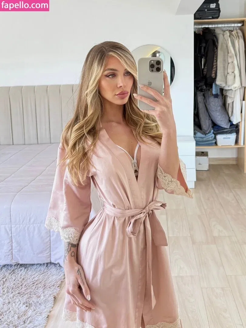 Romina Malaspina Onlyfans Photo Gallery 