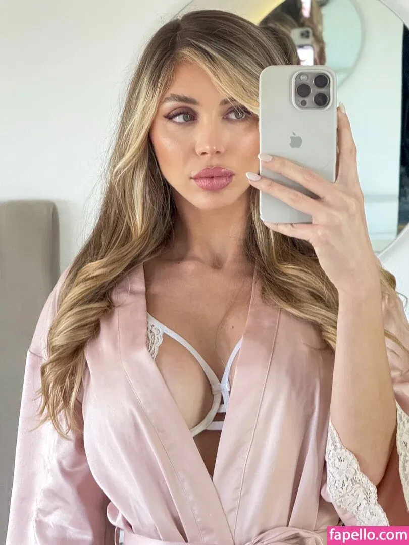 Romina Malaspina Onlyfans Photo Gallery 