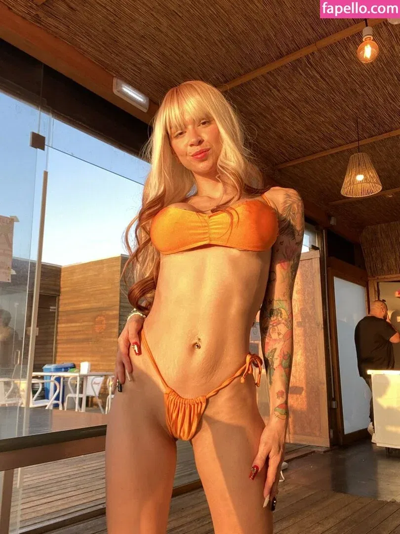 MC Pipokinha Onlyfans Photo Gallery 