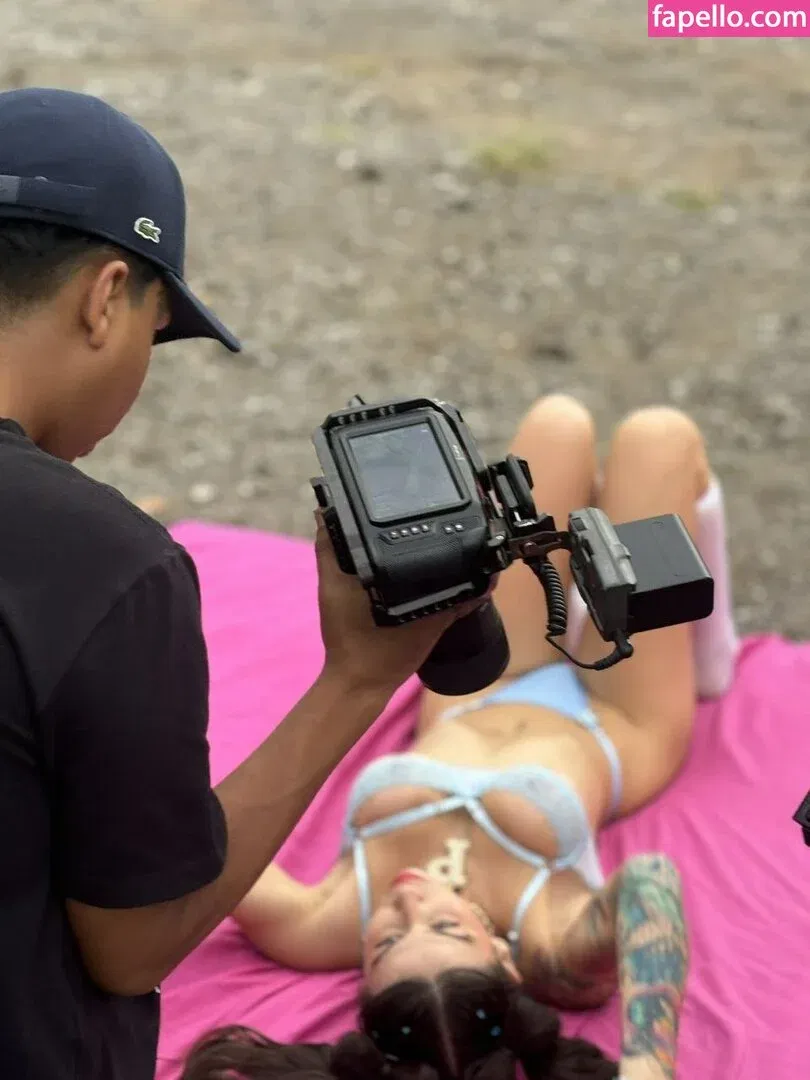 MC Pipokinha Onlyfans Photo Gallery 