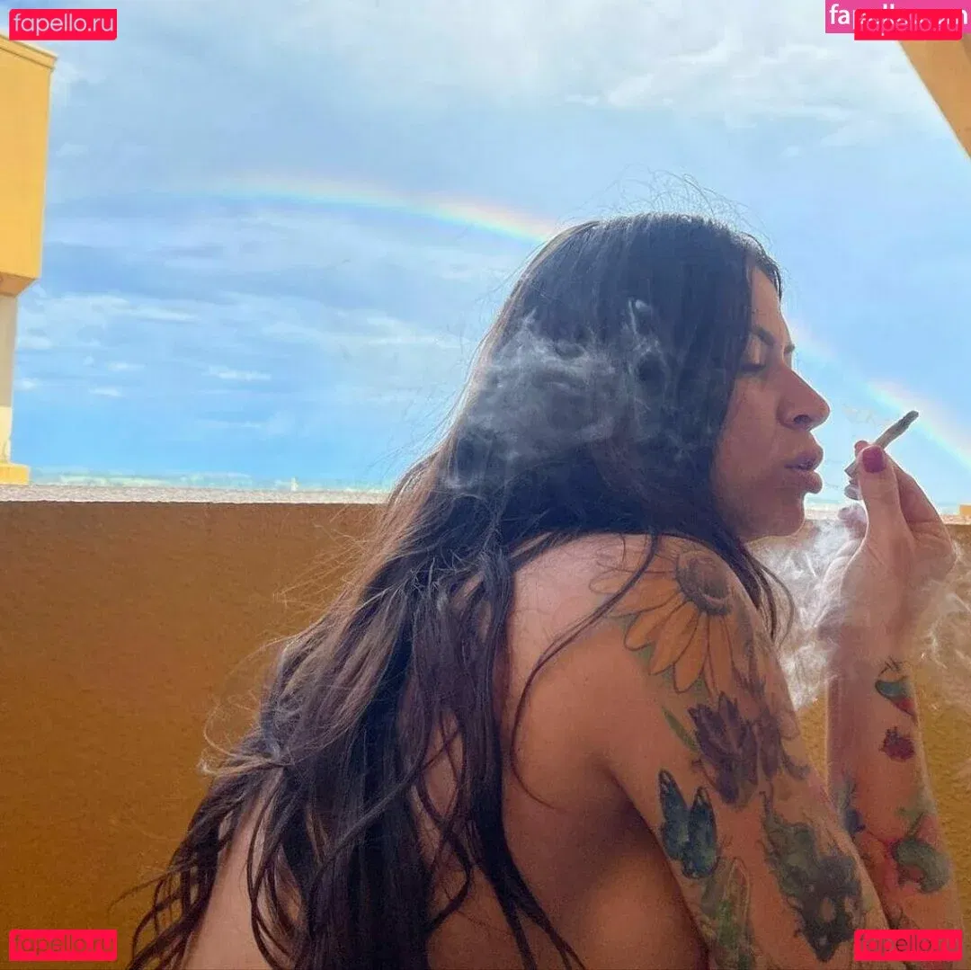 MC Pipokinha Onlyfans Photo Gallery 