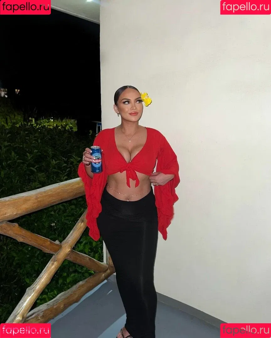 Karina Atavenitia Onlyfans Photo Gallery 