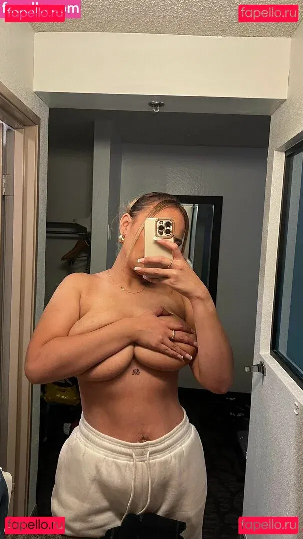 Karina Atavenitia Onlyfans Photo Gallery 