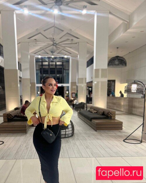 Karina Atavenitia Nude Onlyfans Photo 9