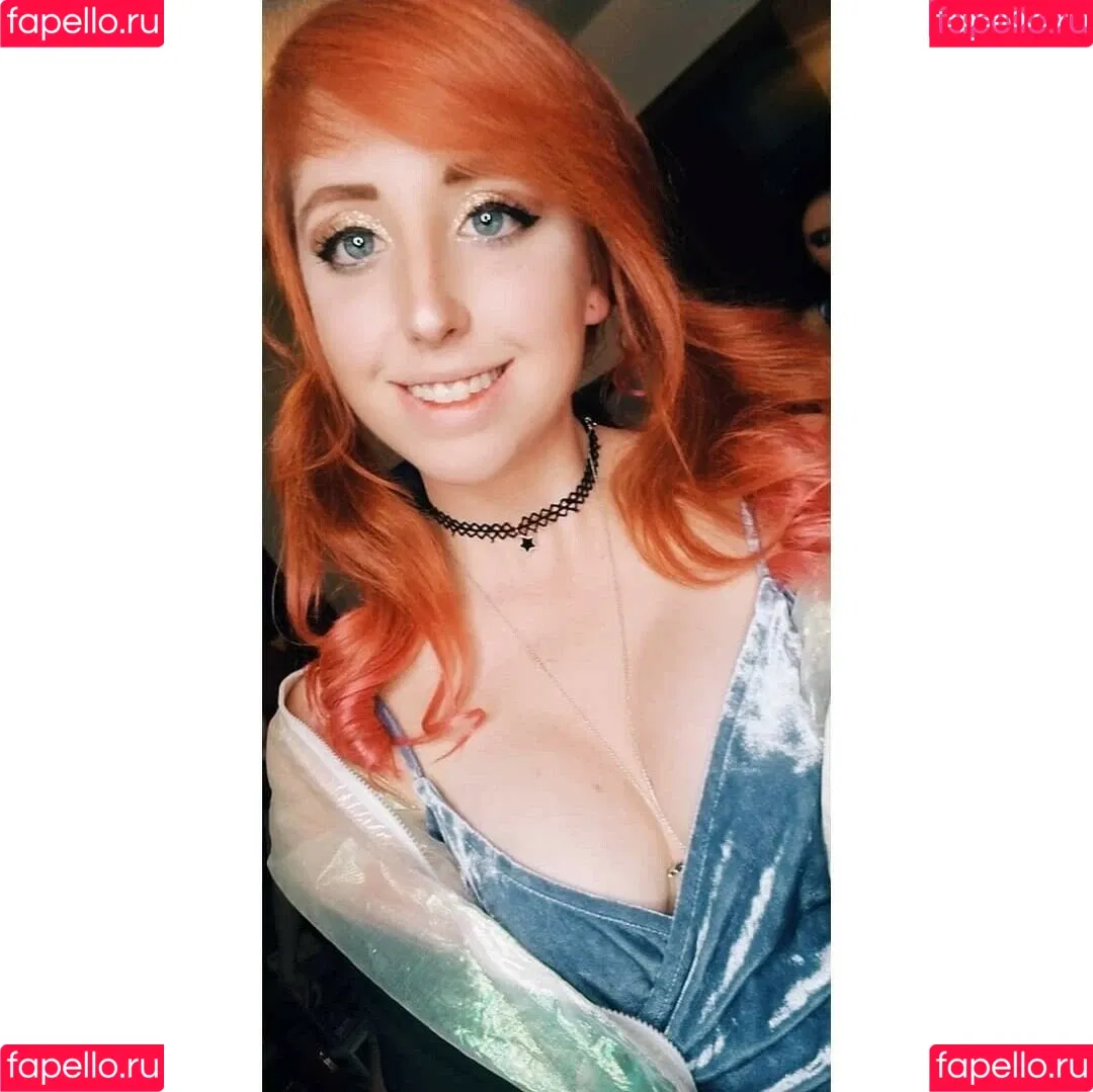 Moon_IRL Onlyfans Photo Gallery 