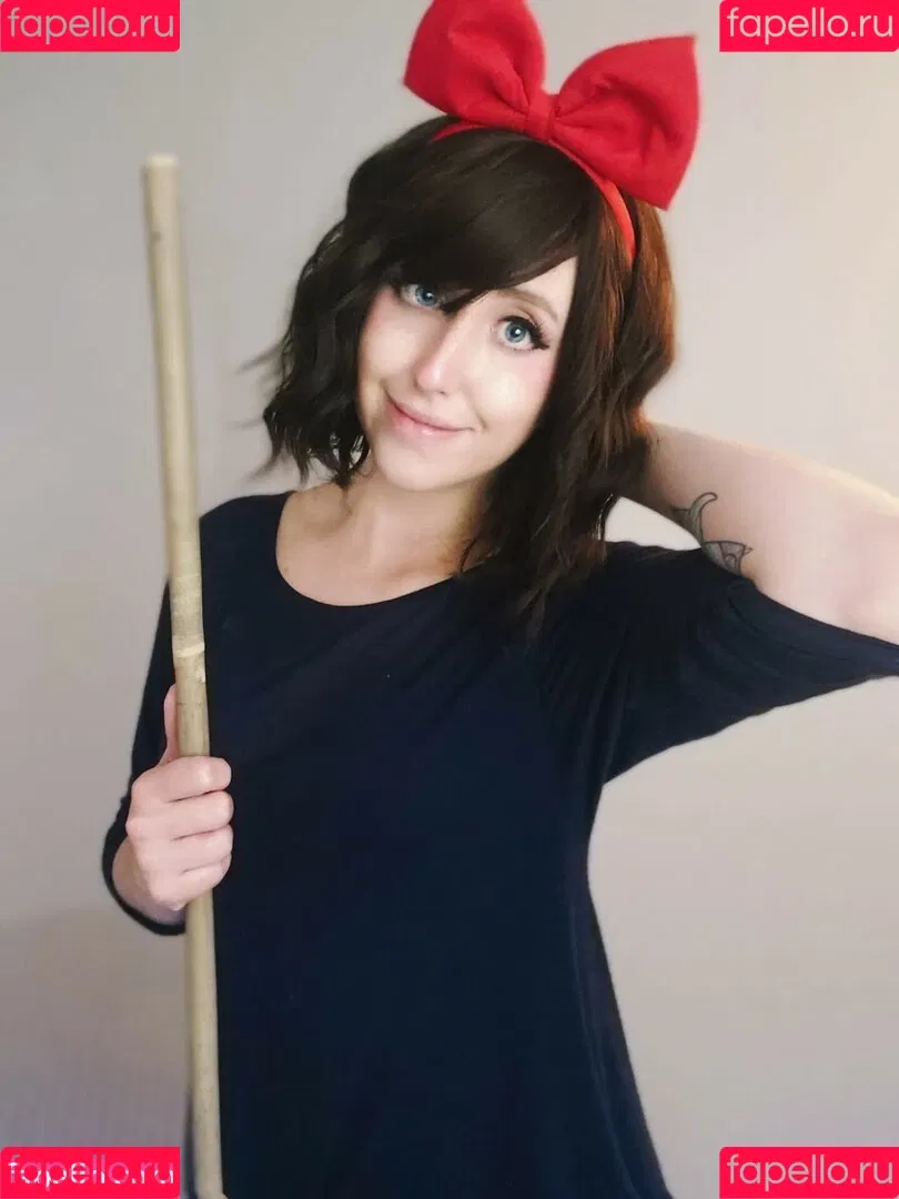 Moon_IRL Onlyfans Photo Gallery 