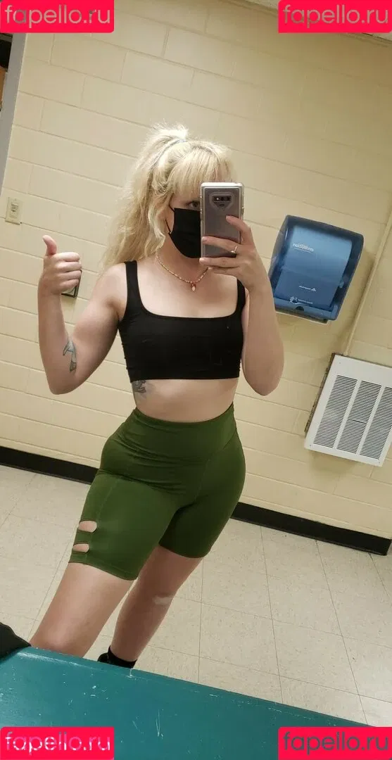 Moon_IRL Onlyfans Photo Gallery 