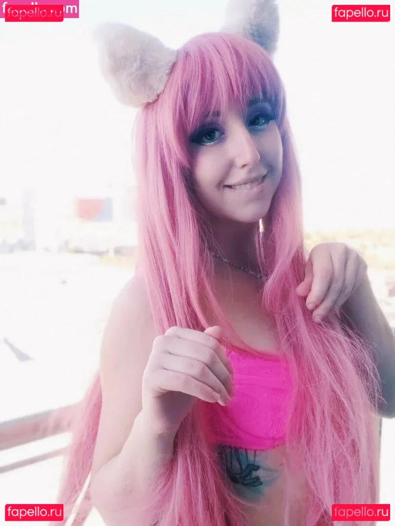 Moon_IRL Onlyfans Photo Gallery 