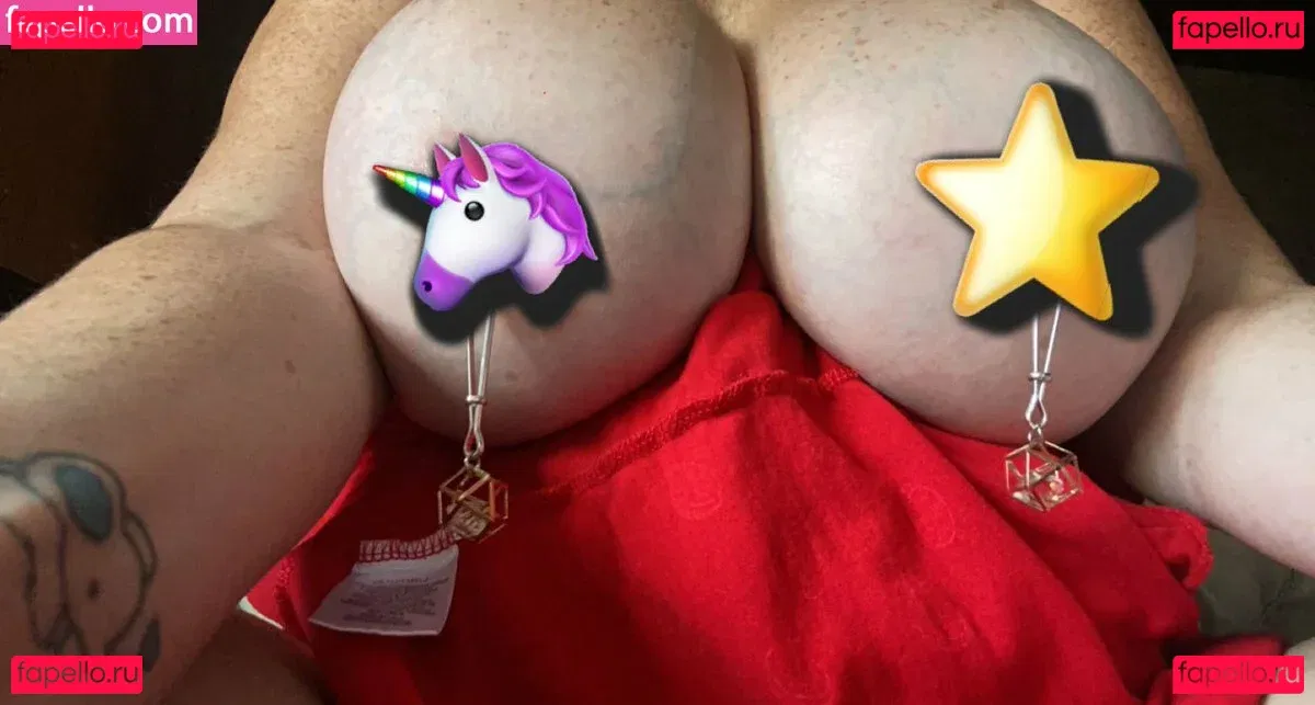 Tittyqueen77 Onlyfans Photo Gallery 