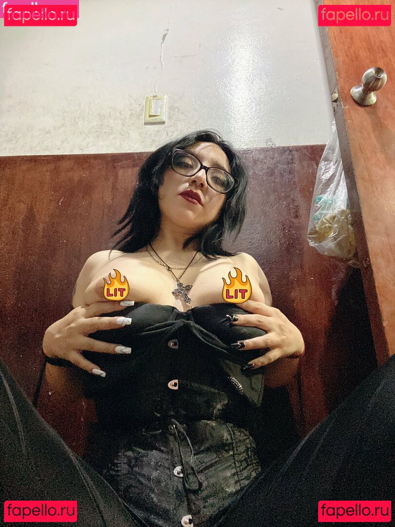 Alishy Raven Nude Onlyfans Photo 9