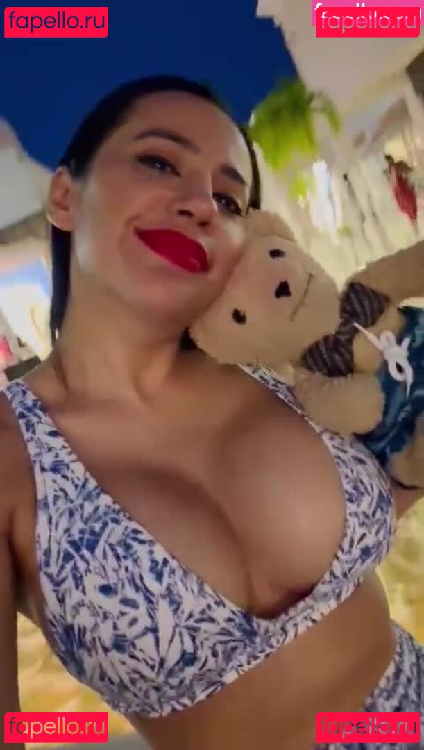 Sandra Cuevas Nude Onlyfans Photo 4