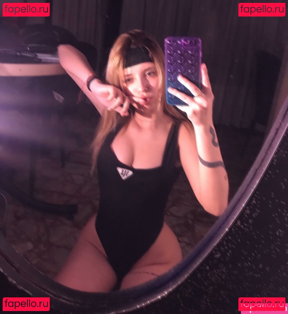 Nahiarabrenn Nude Onlyfans Photo 15