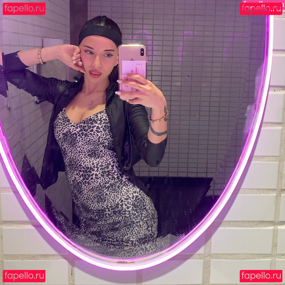 Nahiarabrenn Nude Onlyfans Photo 11