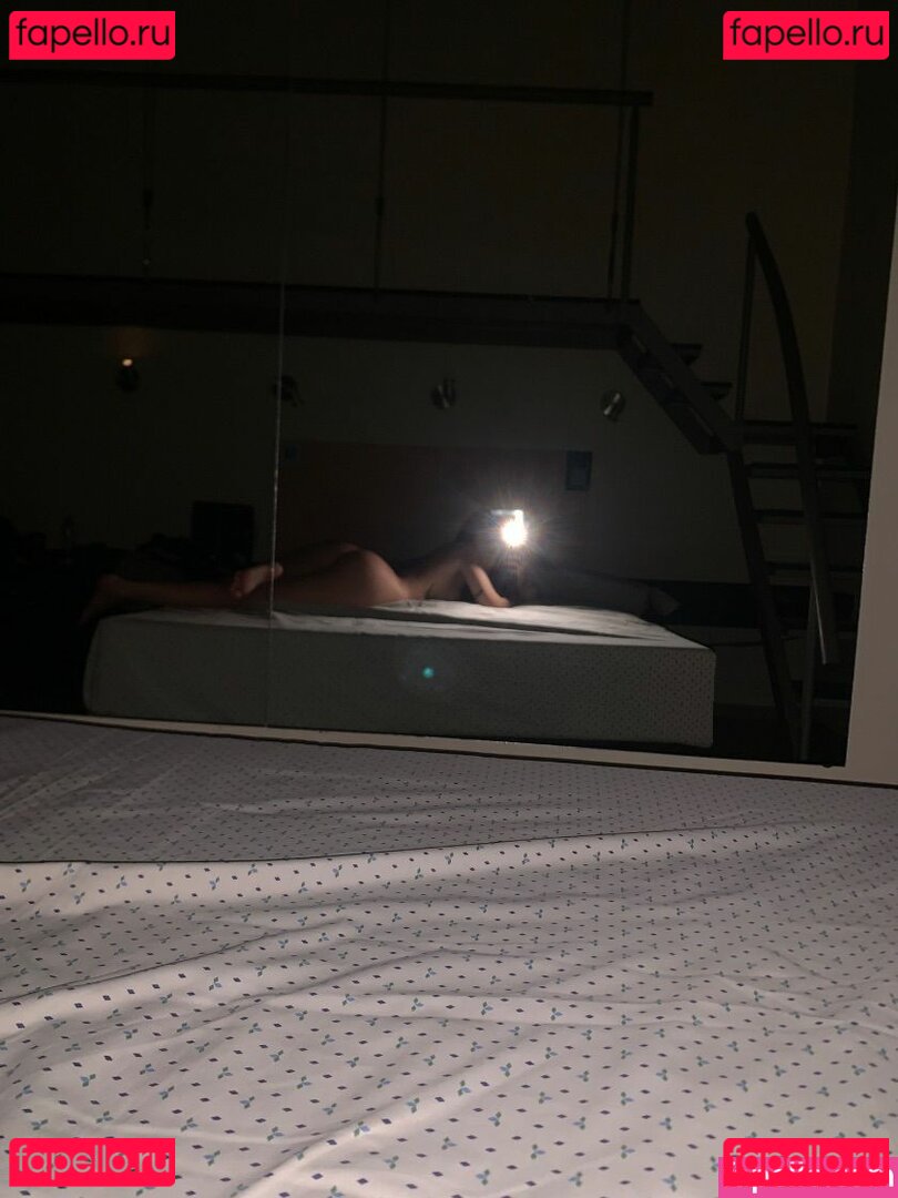 Nahiarabrenn Nude Onlyfans Photo 4
