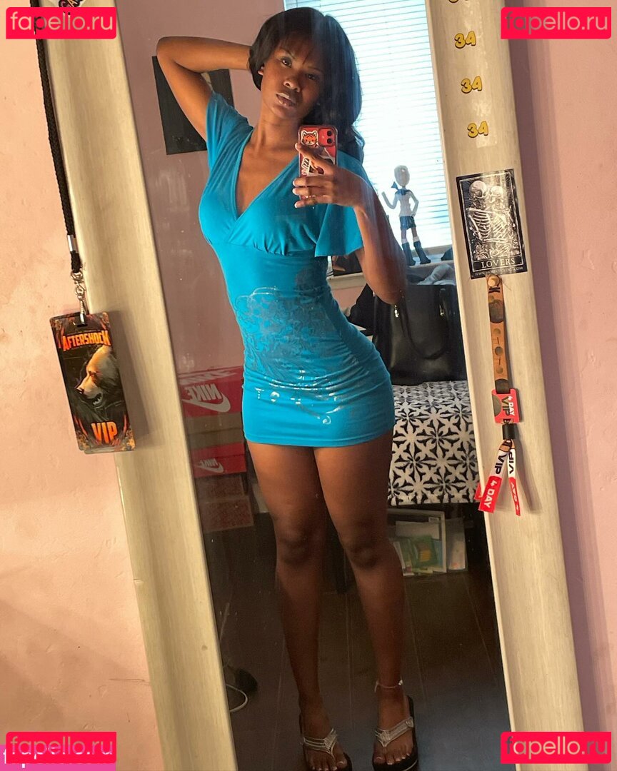Sinnakittie Nude Onlyfans Photo 12