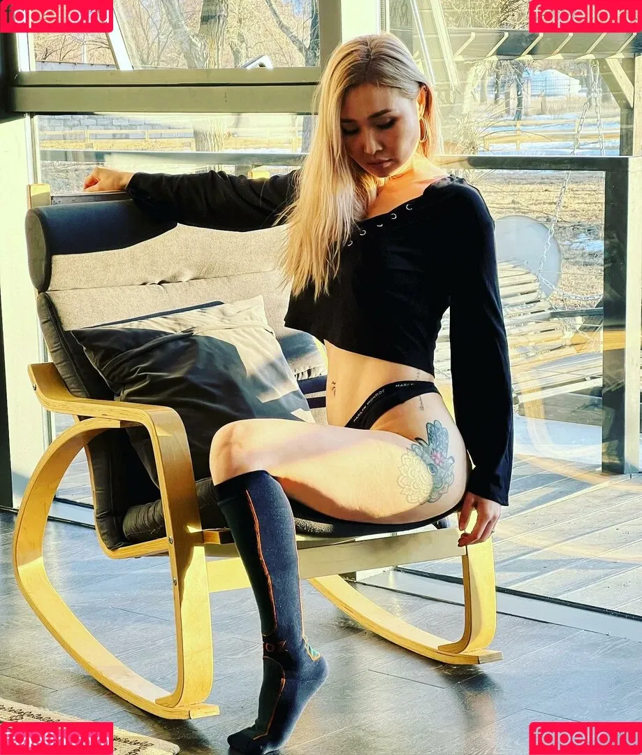 Venera.u Onlyfans Photo Gallery 