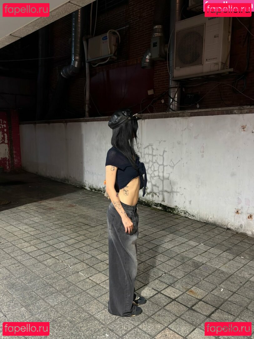 Yuna Kim Nude Onlyfans Photo 4