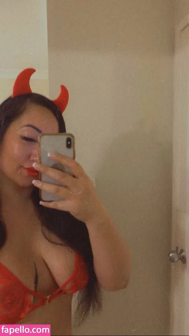 jujuthespinster Onlyfans Photo Gallery 